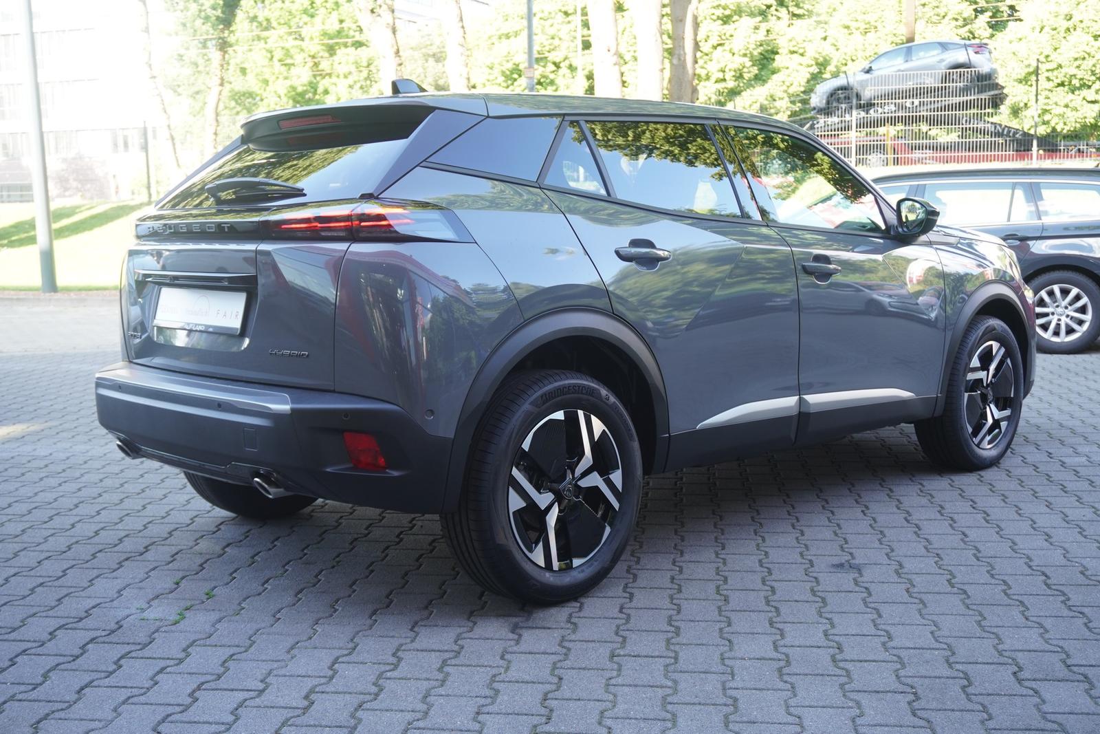 Peugeot 2008 PureTech 145 Aut. LED ACC Navi 360°