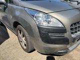 Peugeot 3008  - Peugeot 3008: Limousine