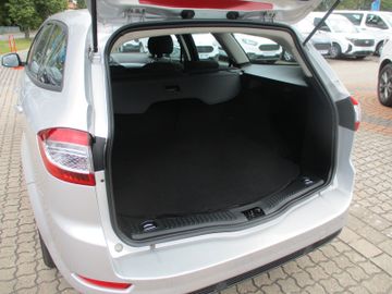 Ford Mondeo Turnier Trend AHK abn. + Beh.WSS + Sihz.