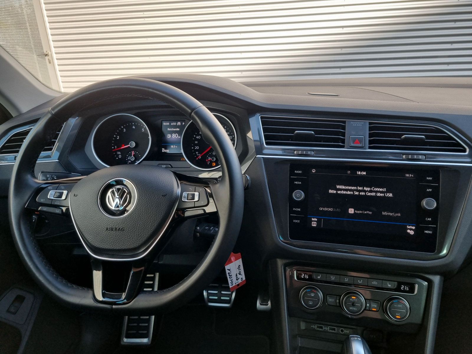 Fahrzeugabbildung Volkswagen Tiguan 1.4 TSI DSG Sound LED NAVI eKLAPPE