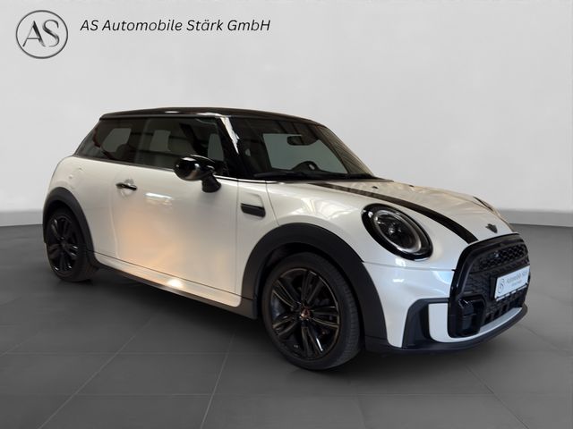 Fahrzeugabbildung MINI Cooper JCW Trim+Aerodynamik Kit+LED+CAM+CarPlay