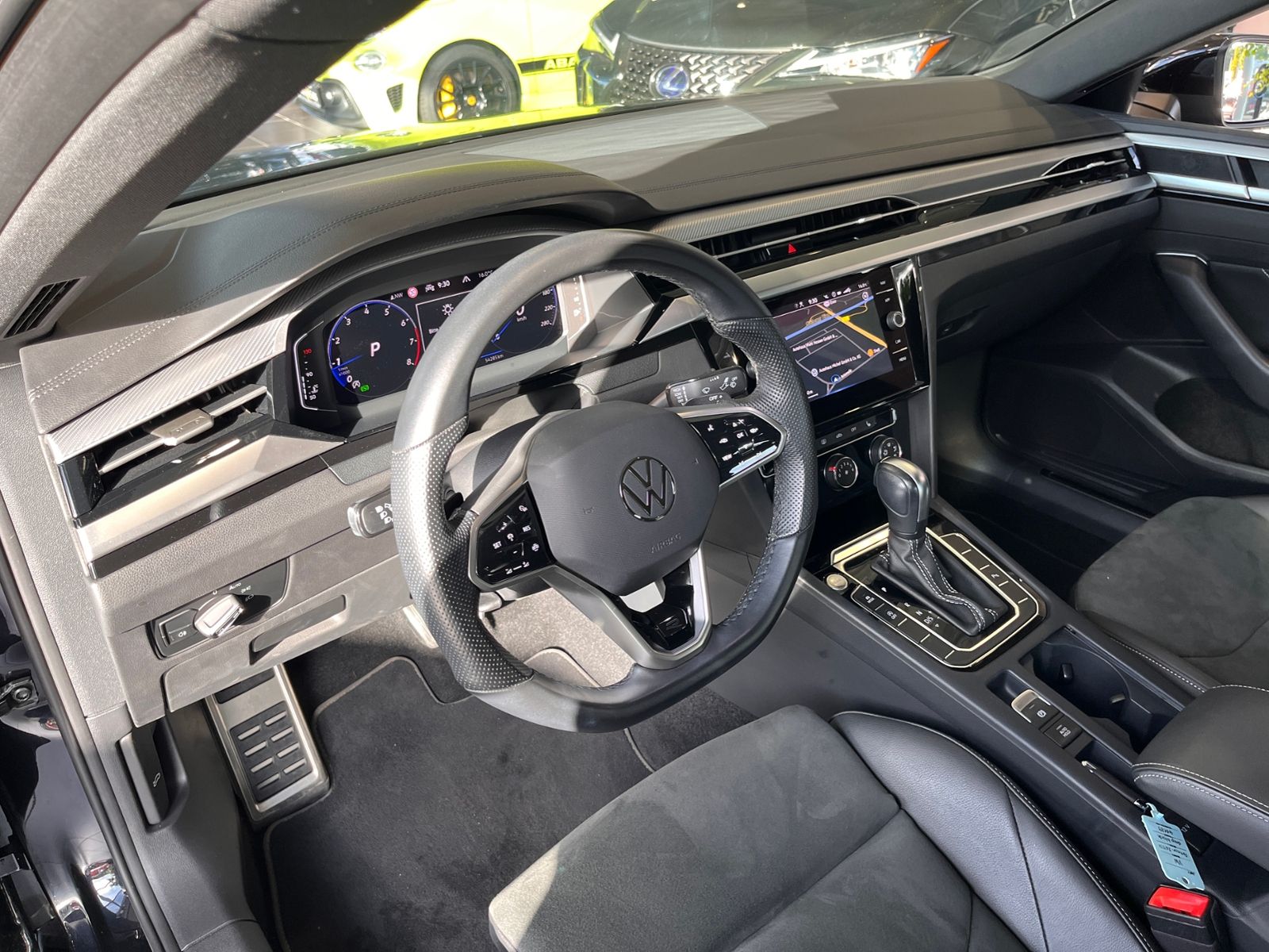 Fahrzeugabbildung Volkswagen Arteon R-Line KLIMA LED NAVI ALU