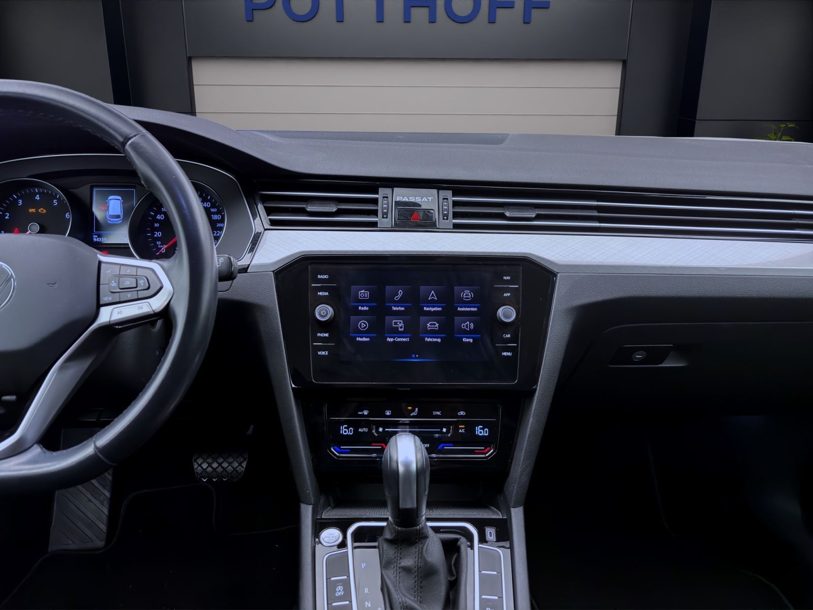 Volkswagen Passat Variant - Bild 15