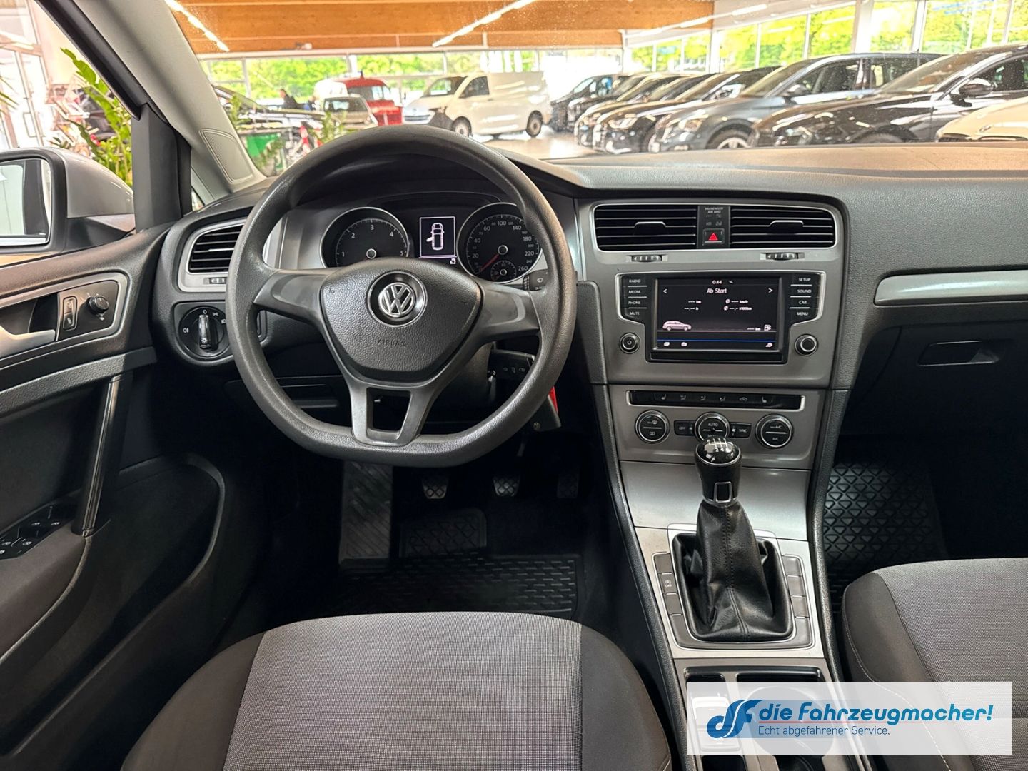 Fahrzeugabbildung Volkswagen Golf VII Variant Trendline BlueMotion 1.6 TDI