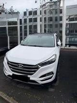 Hyundai TUCSON 2.0 CRDi 135kW Premium 4WD Automatik ...