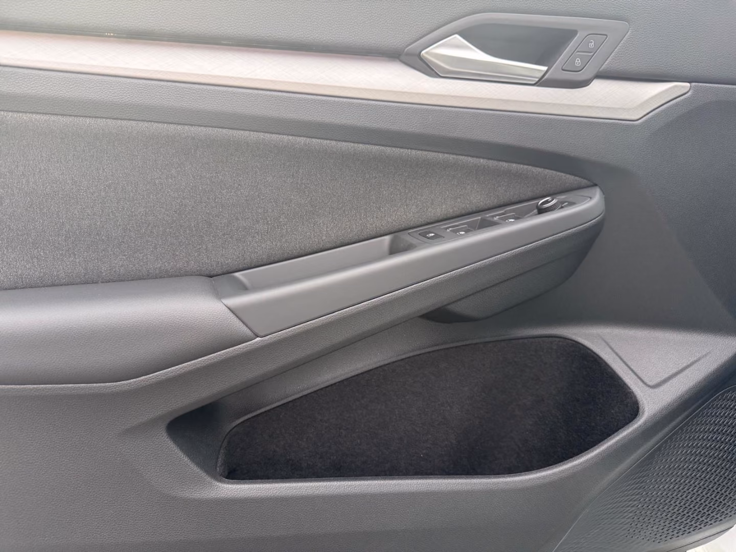 Volkswagen Golf 8 VIII Life 1.5 eTSI ACC Apple CarPlay, миниатюра 16