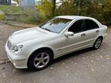 Mercedes-Benz C 180 KOMPRESSOR CLASSIC  - Mercedes-Benz C 180: Classic