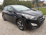 Hyundai i30 blue Automatik - Hyundai i30 mit Diesel-Antrieb: Sitzheizung