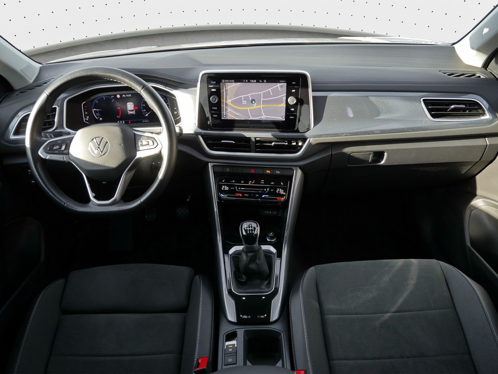 Volkswagen T-Roc - Bild 5