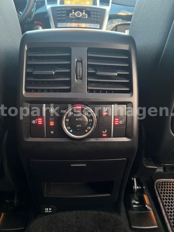 MERCEDES-BENZ ML 350 BlueTEC 4MATIC*Keyless*4xSZH*Pano*RFK*VOL MERCEDES-BENZ ML 350 BlueTEC 4MATIC*Keyless*4xSZH*Pano*RFK*VOL