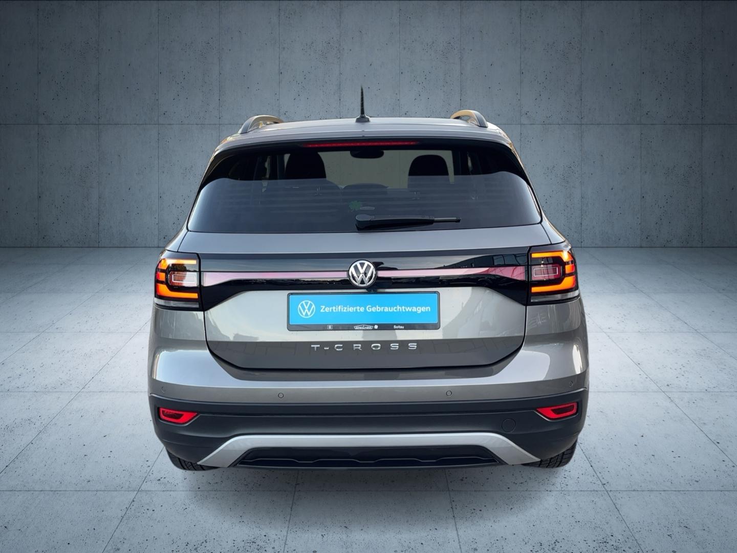 Volkswagen T-Cross Life 1.0 TSI DSG ACC KAMERA NAVI PDC