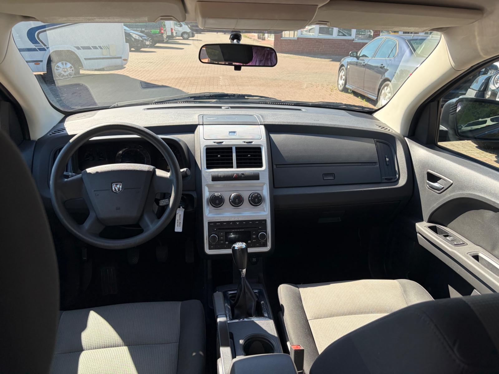 Dodge Journey 2.4 SE 170ch - CT récent - Pneus toutes saisons - Sièges chauffants