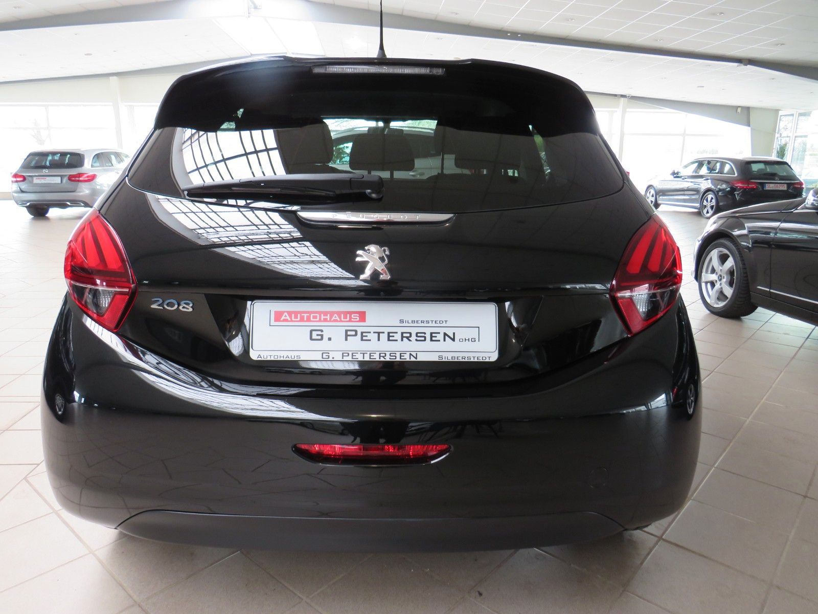 Fahrzeugabbildung Peugeot 208 Active*Klimaauto*Tempo*SHZ*Bluetooth*Bordcom