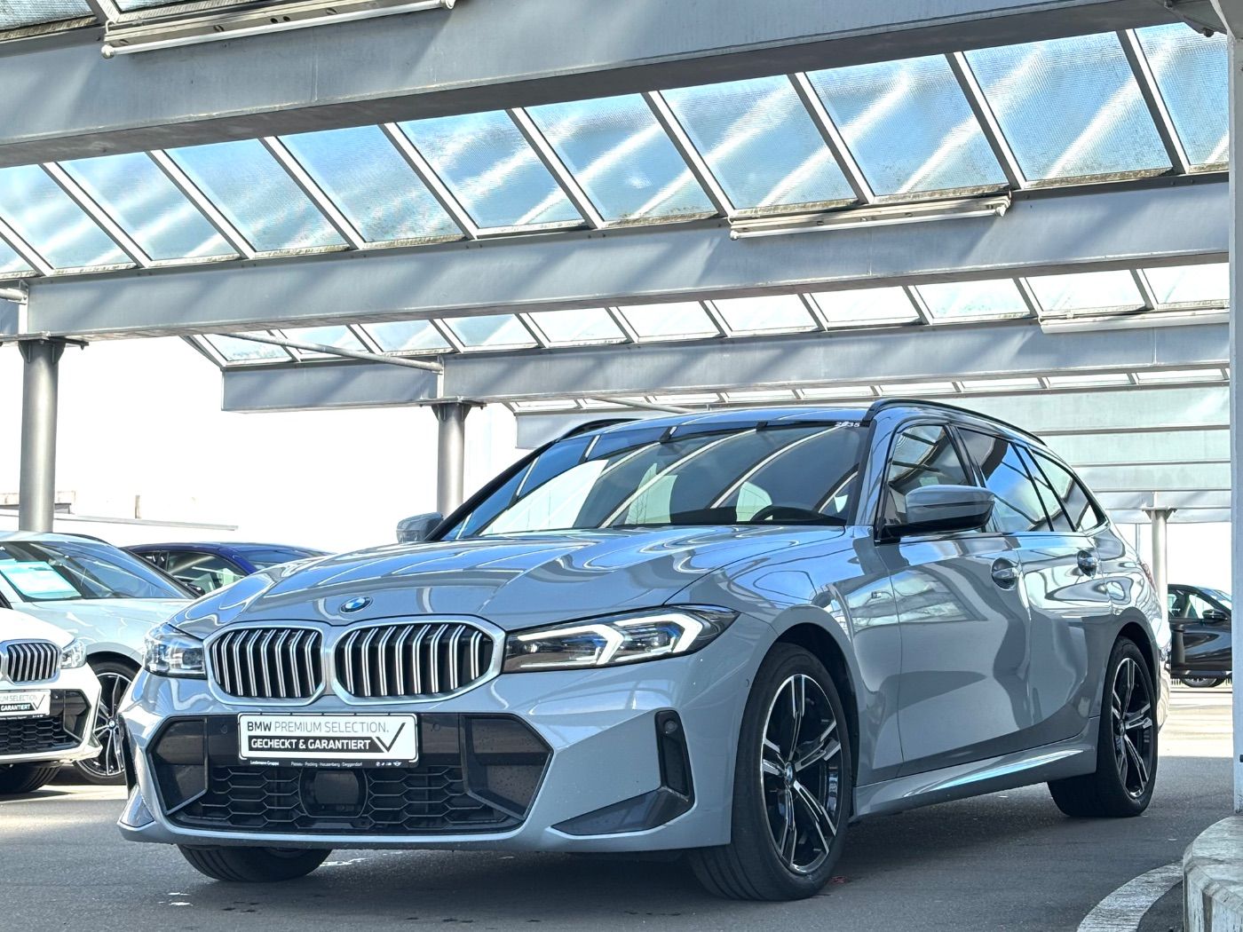 BMW 320d xDrive Tour. M-Sportpaket GARANTIE-08/2029 foto 3