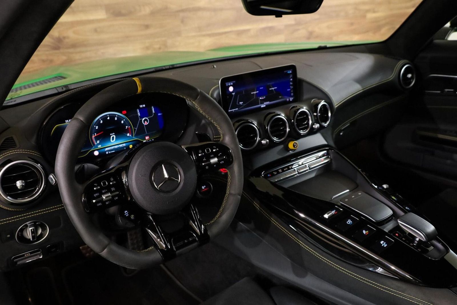 Mercedes-Benz AMG GT 4.0 R|Ceramic|TrackPack|Racing Seats|Carb imagem 3