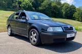 Skoda Octavia Combi AUTOMATIK/TÜV/SHZ/ALLWETTER - gebrauchte Skoda Octavia aus dem Jahr 2001