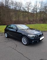 BMW 116i Alufelgen PDC Klimaautomatik LED 2018 - BMW: Schwarz, Alufelgen