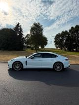 Porsche Panamera 4S 2.9 V6 Biturbo | 440 PS - Porsche Panamera: V6