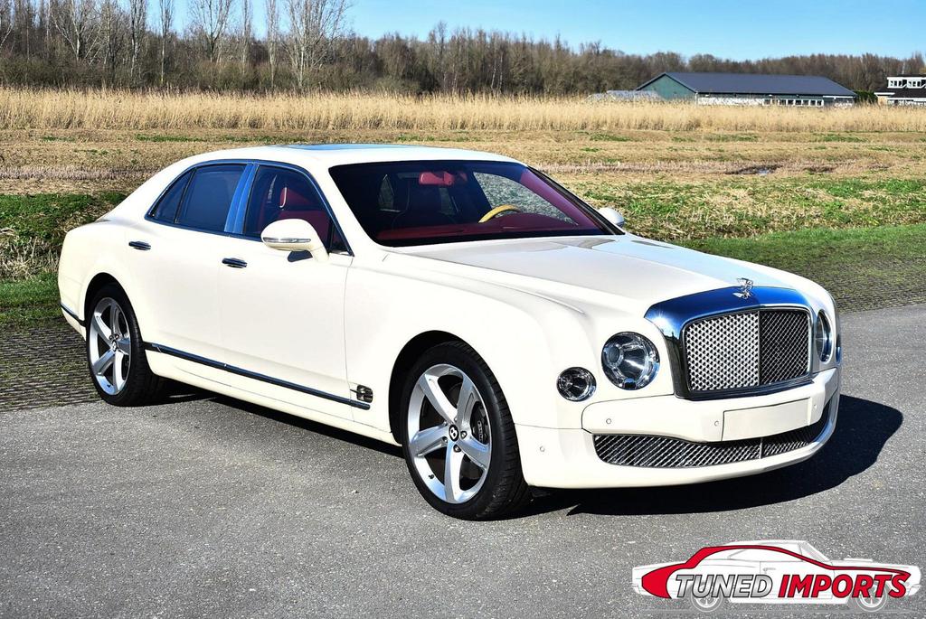Bentley Mulsanne Speed sedan 6.75L V8