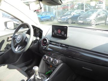 Mazda 2 e-SKYACTIV G 90 M HYBRID Homura