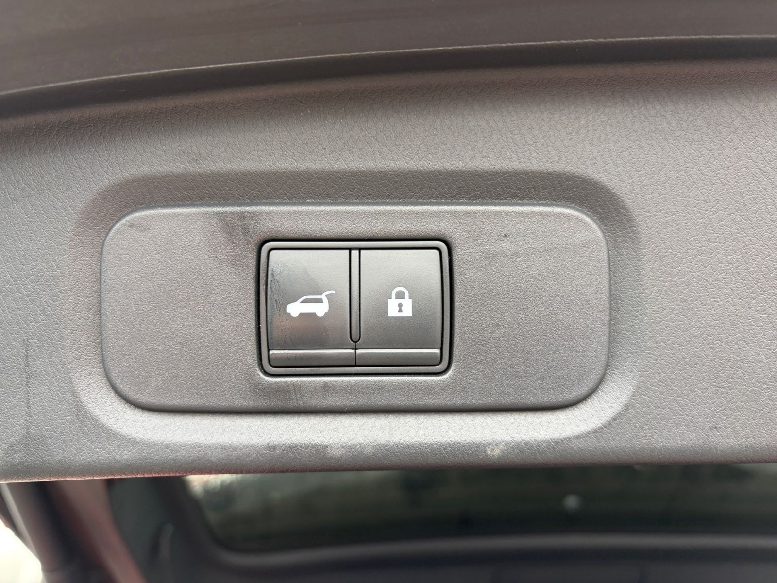Fahrzeugabbildung Nissan Qashqai 1.3 DIG-T Tekna+*Navi*360°Kamera*Pano*