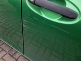 Toyota Yaris 1,0-l-VVT-i - - Toyota Yaris: Grün