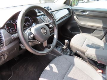 Fotografie 11 des Skoda Fabia Combi Best of 1.0 70kw AHK Navi