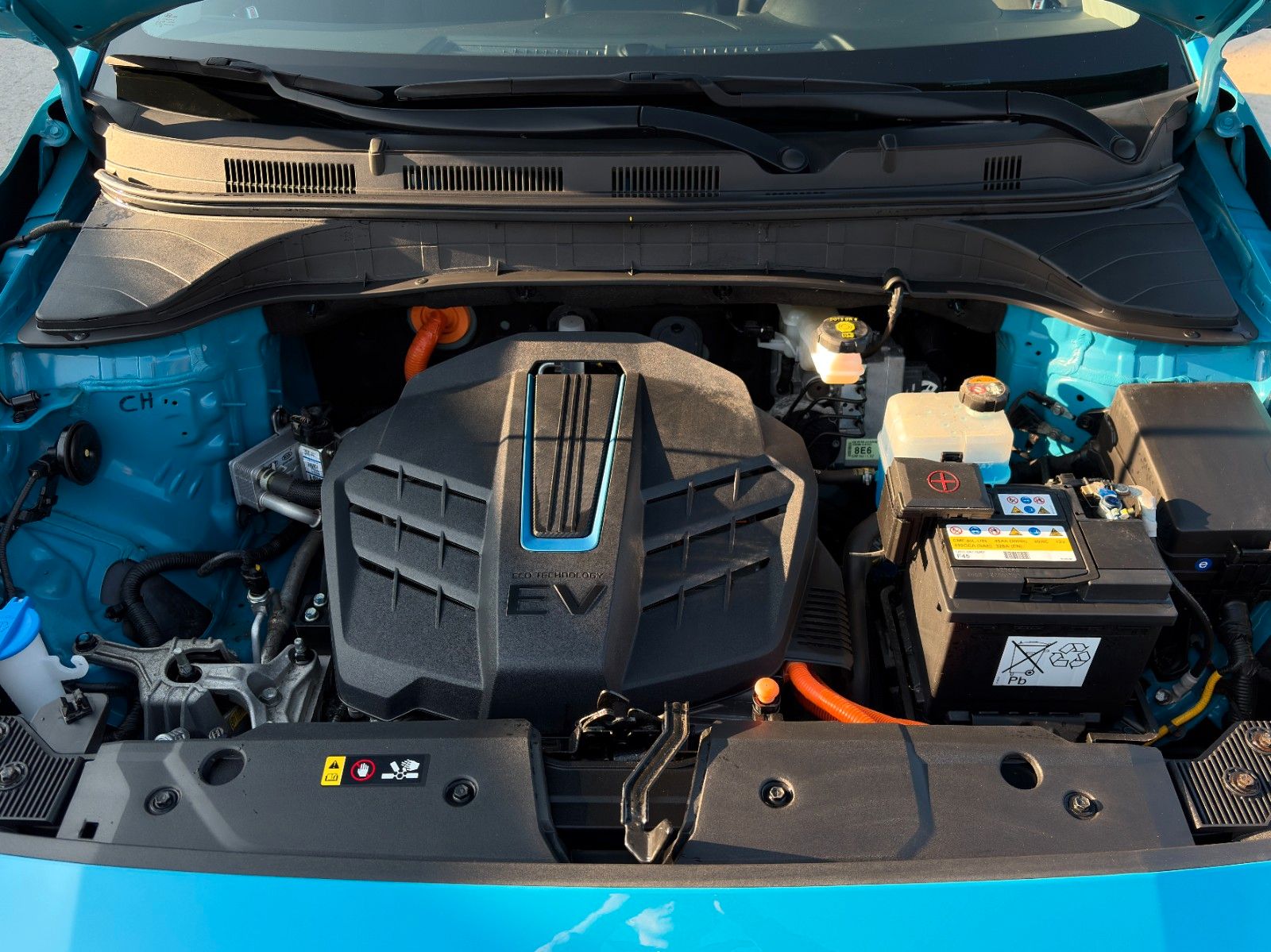 Fahrzeugabbildung Hyundai KONA E Select ACC Cam PDC LFA LKA LHZ SHZ