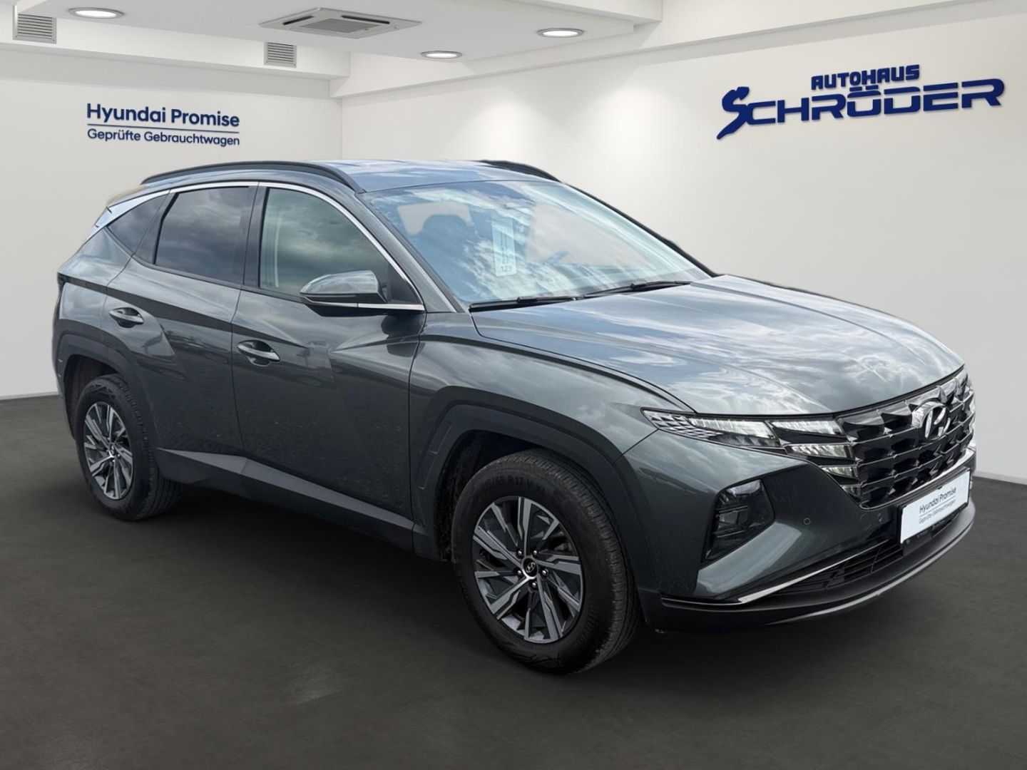 Fahrzeugabbildung Hyundai Tucson Trend HEV 1.6 T-GDi KAMERA+LED+NAVI+ACAA