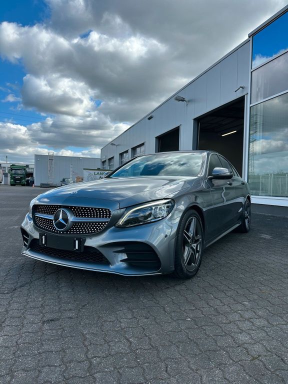 Image of Mercedes-Benz C 220