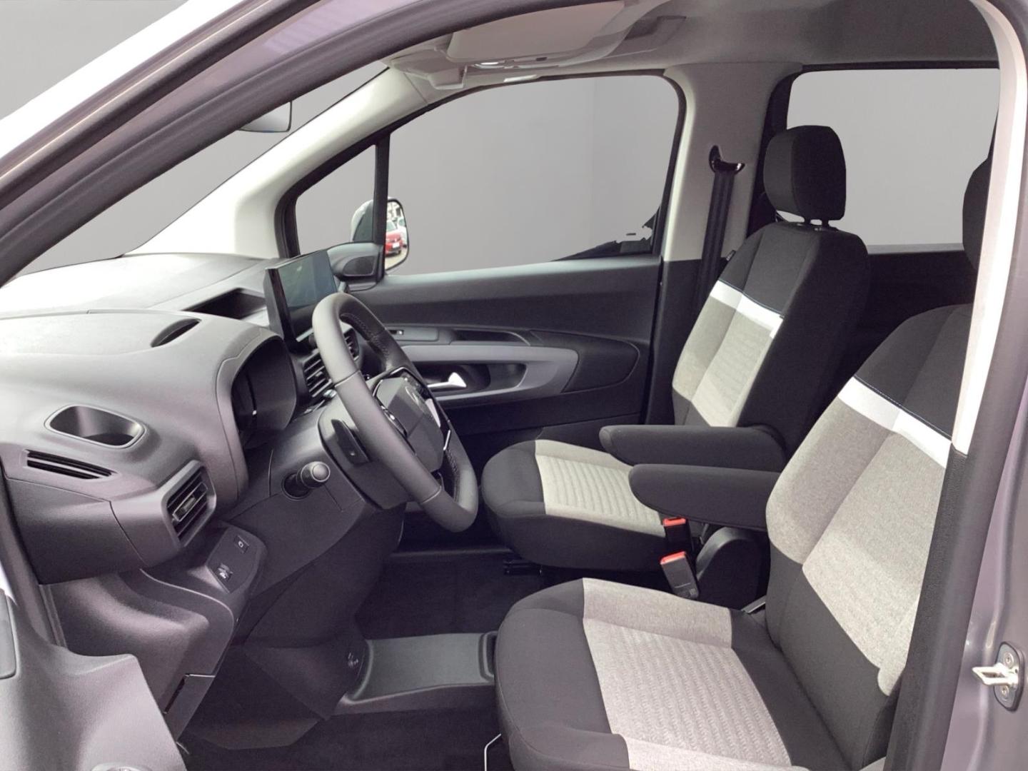Citroën Berlingo PLUS MPV M AT+R-KAM+ALU+LRH+