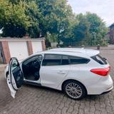 Ford Focus Tunier Titanium Automatik - Ford Focus Tunier Gebrauchtwagen