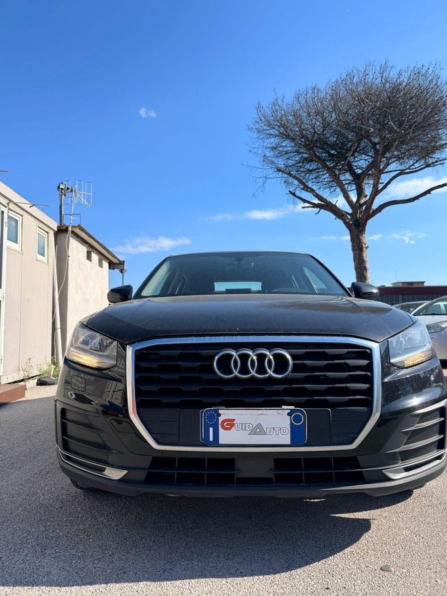 AUDI Audi Q2 30 TFSI Business