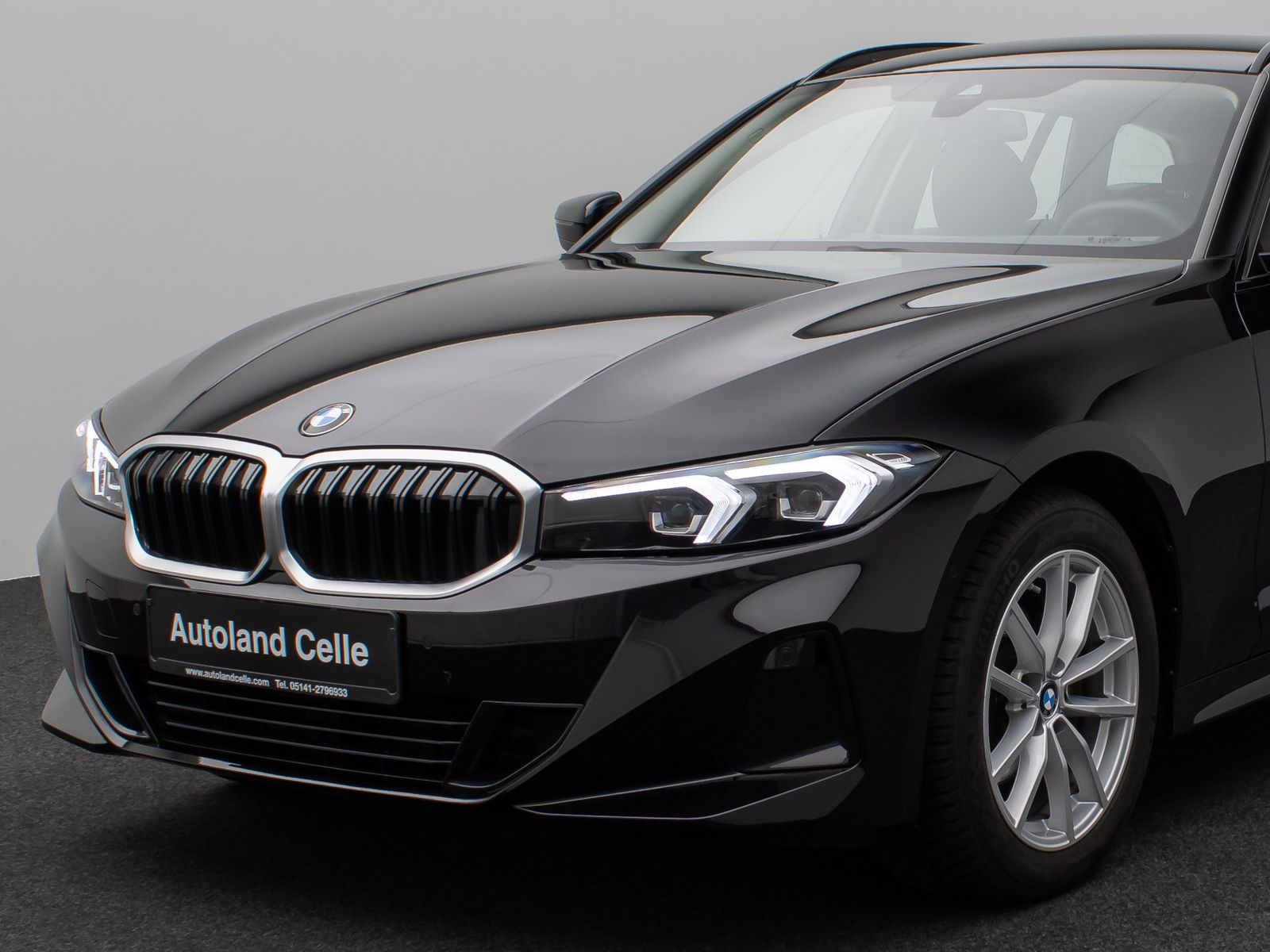 Fahrzeugabbildung BMW 318i Kamera DAB CockPit+ Alarm Geschwindigkeitsr