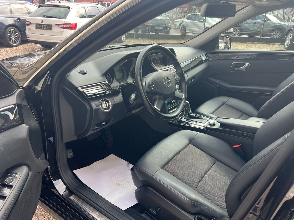 Mercedes-Benz E 220 CDI BlueEFFICIENCY AVANTGARDE*Xenon*Top