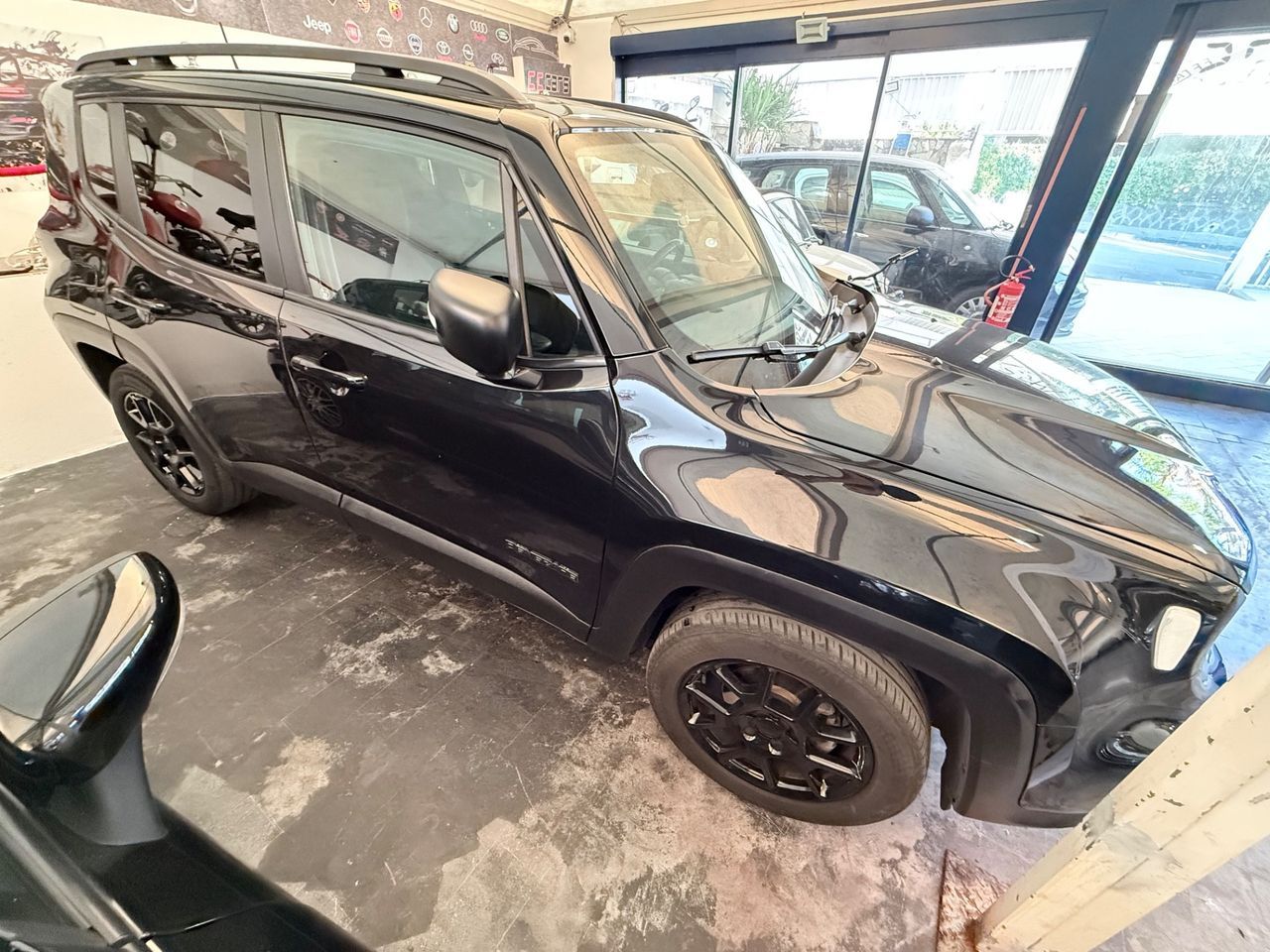 Jeep Renegade 1.6 Mjt 130 CV Limited imagem 3