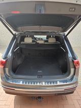 Volkswagen Tiguan 2.0 TSI OPF 140kW DSG 4MOTION Highlin... - Volkswagen Tiguan: Vollleder, Beheizbares Lenkrad