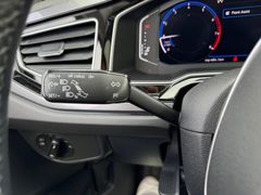 Fahrzeugabbildung Volkswagen Polo Highline -17"LM*Kamera*Panorama*LED*2xKlima