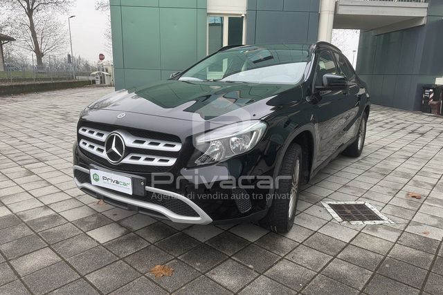 Mercedes-Benz MERCEDES GLA 180 d Executive