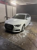 Audi A3 e-tron - Audi A3 mit Benzin-Antrieb: Kleinwagen, Automatik