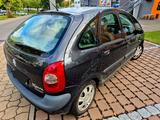 Citroën Xsara Picasso 2.0 HDi Chrono HAGELSCHADEN - gebrauchte Citroën Xsara Picasso aus dem Jahr 2003