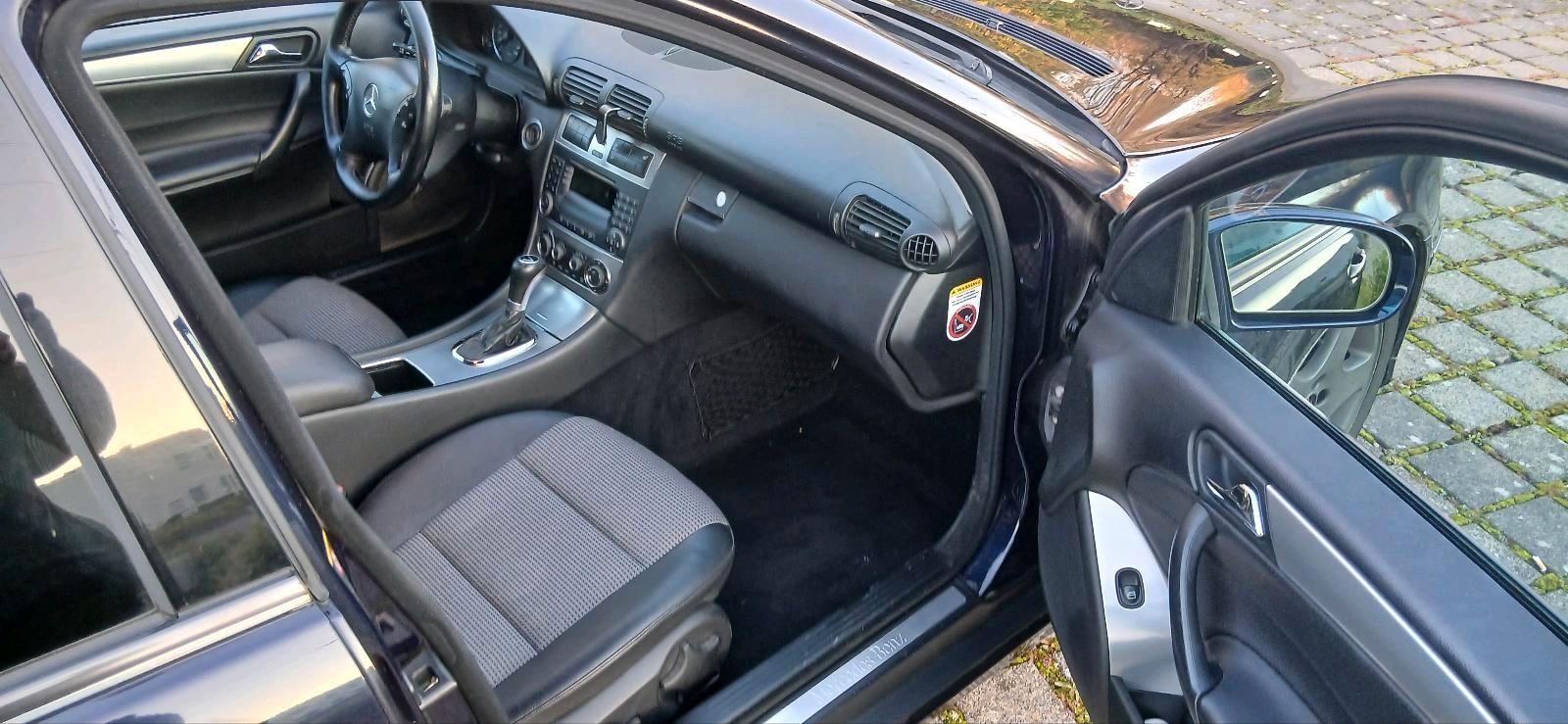 Mercedes-Benz C220 2007 — photo 10