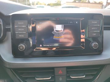 Bild 10 Skoda Kamiq Ambition +PDC+SHZ+CARPLAY+BT+ALU+Allwetter