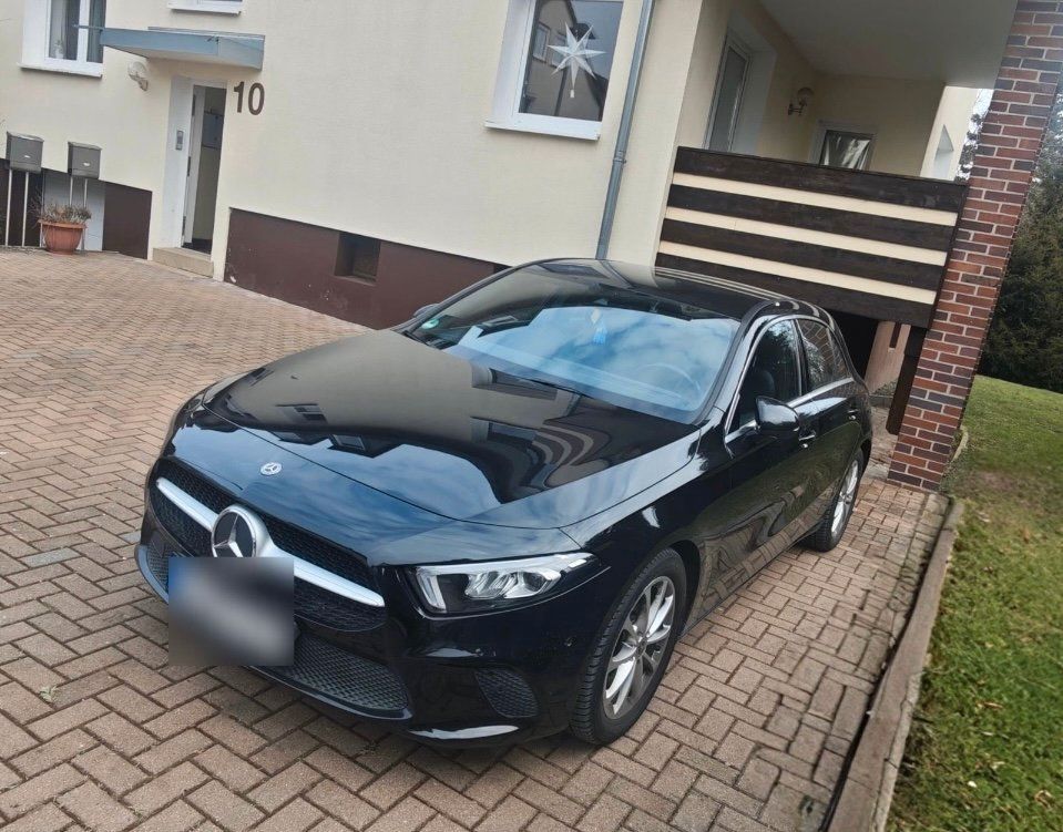 Image of Mercedes-Benz A 220