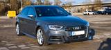 Audi S3 TFSI S tronic quattro Sportback  - Audi S3: Sportback Tronic
