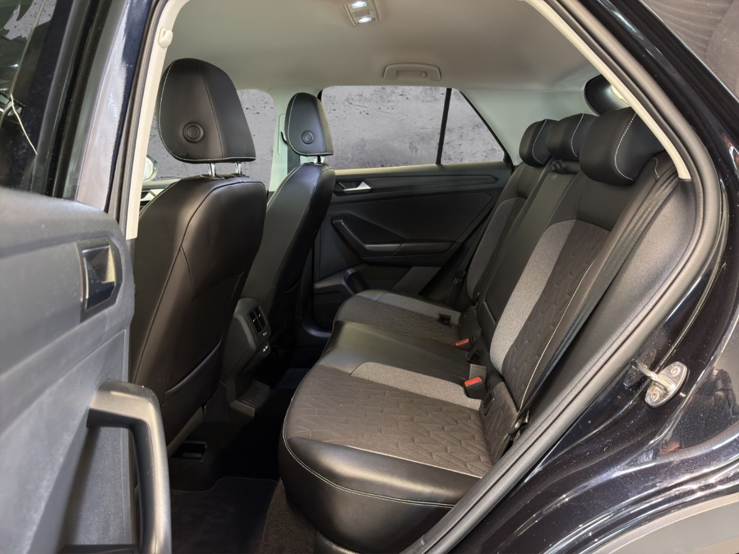 Volkswagen T-Roc - Bild 10