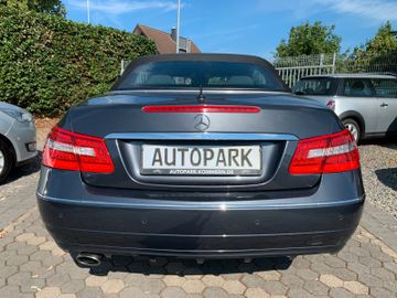 Mercedes E 200 - 5