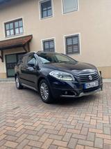 Suzuki SX4 S-Cross 1.6 * Pano*Leder*SHZ*8-Fach*Scheckhe - Suzuki SX4 mit Panoramadach