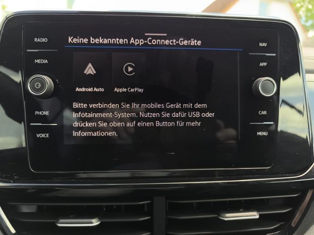Fahrzeugabbildung Volkswagen T-Roc Cabriolet 1.5 TSI DSG R-Line EDITION KARMA