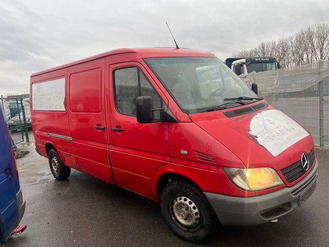 Mercedes-Benz Sprinter 313 Lang Version